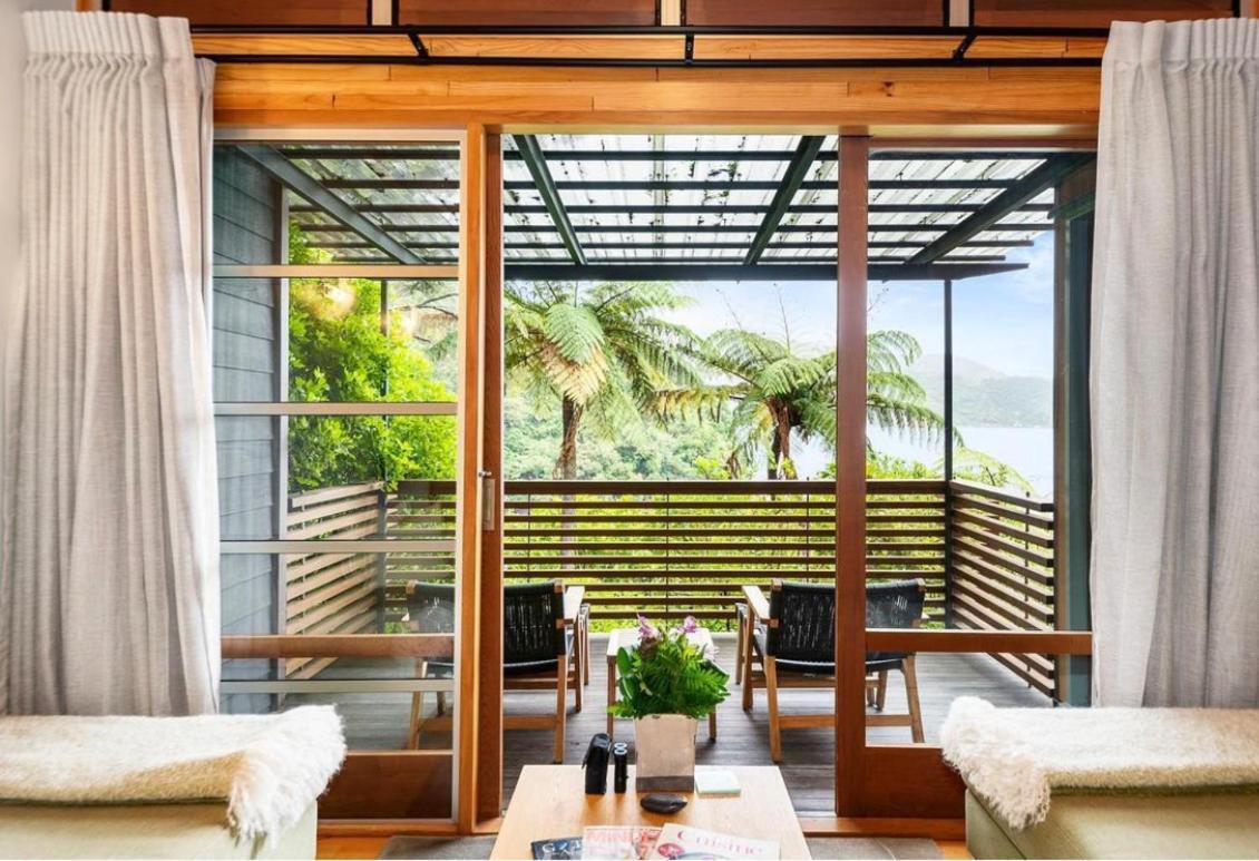 Bay Of Many Coves Hotel Arthur's Bay Exterior foto