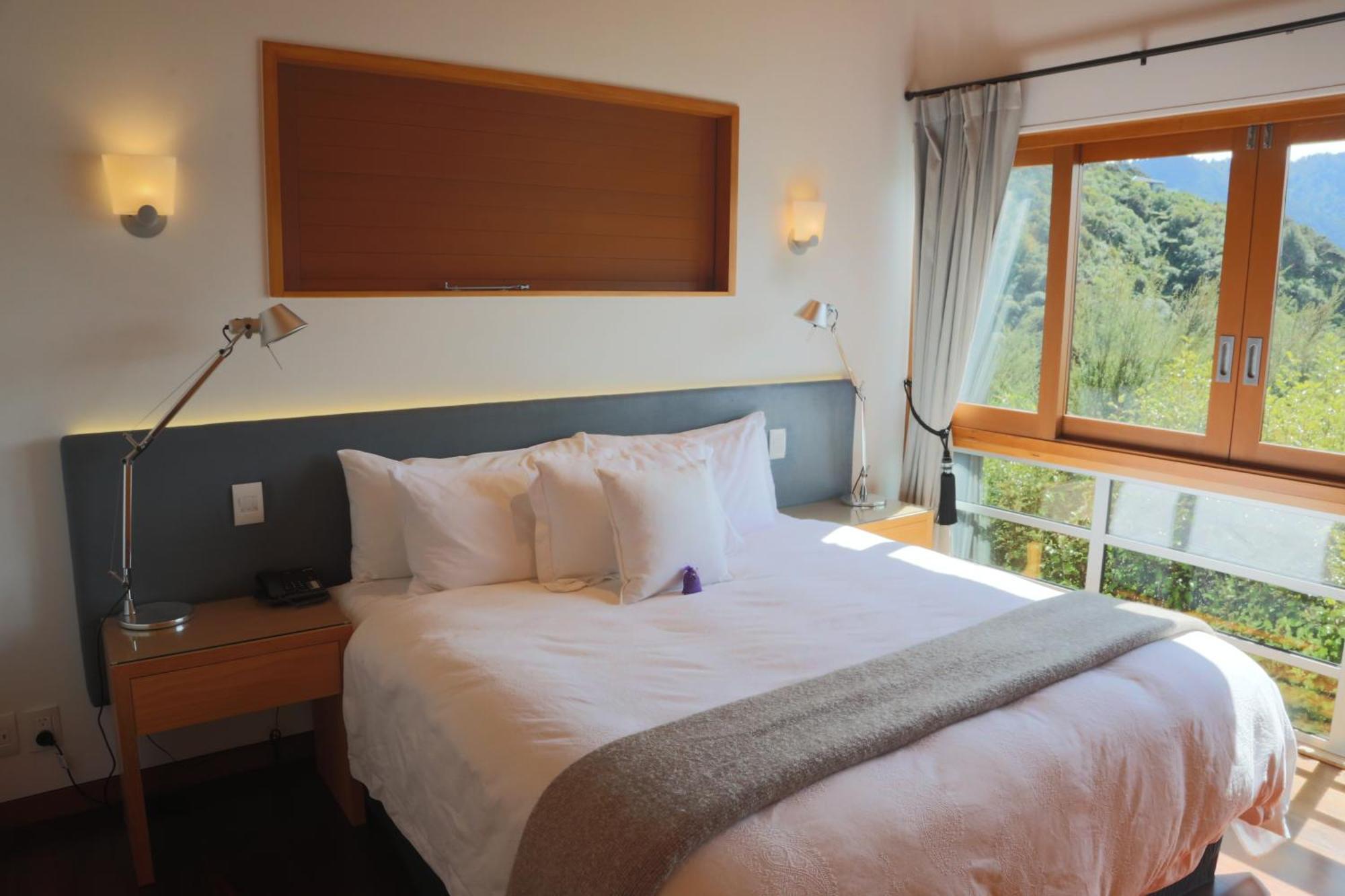 Bay Of Many Coves Hotel Arthur's Bay Exterior foto