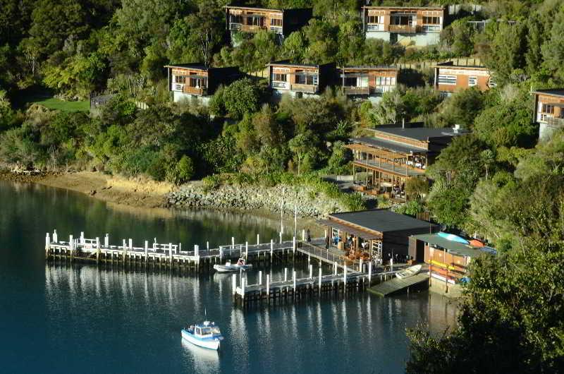 Bay Of Many Coves Hotel Arthur's Bay Exterior foto